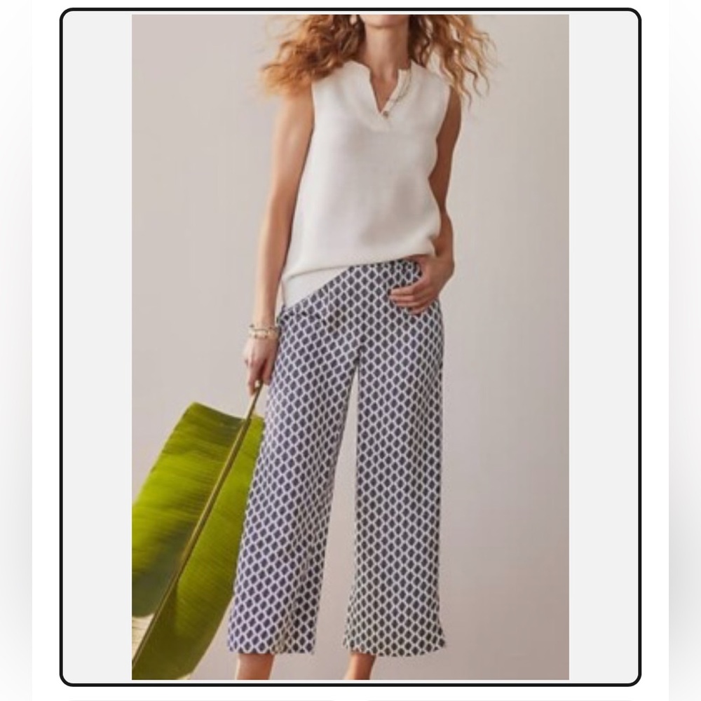 J. Jill Monochrome Geometric Capris